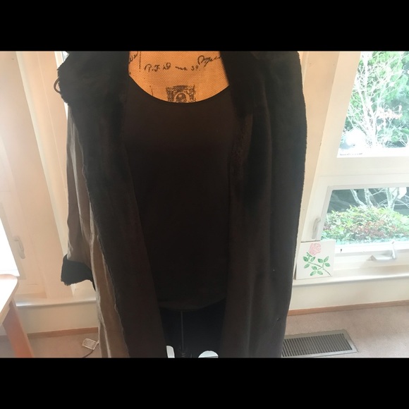 Plush Warm Brown Hooded Jacket Reasonable offers👍 - Picture 8 of 16